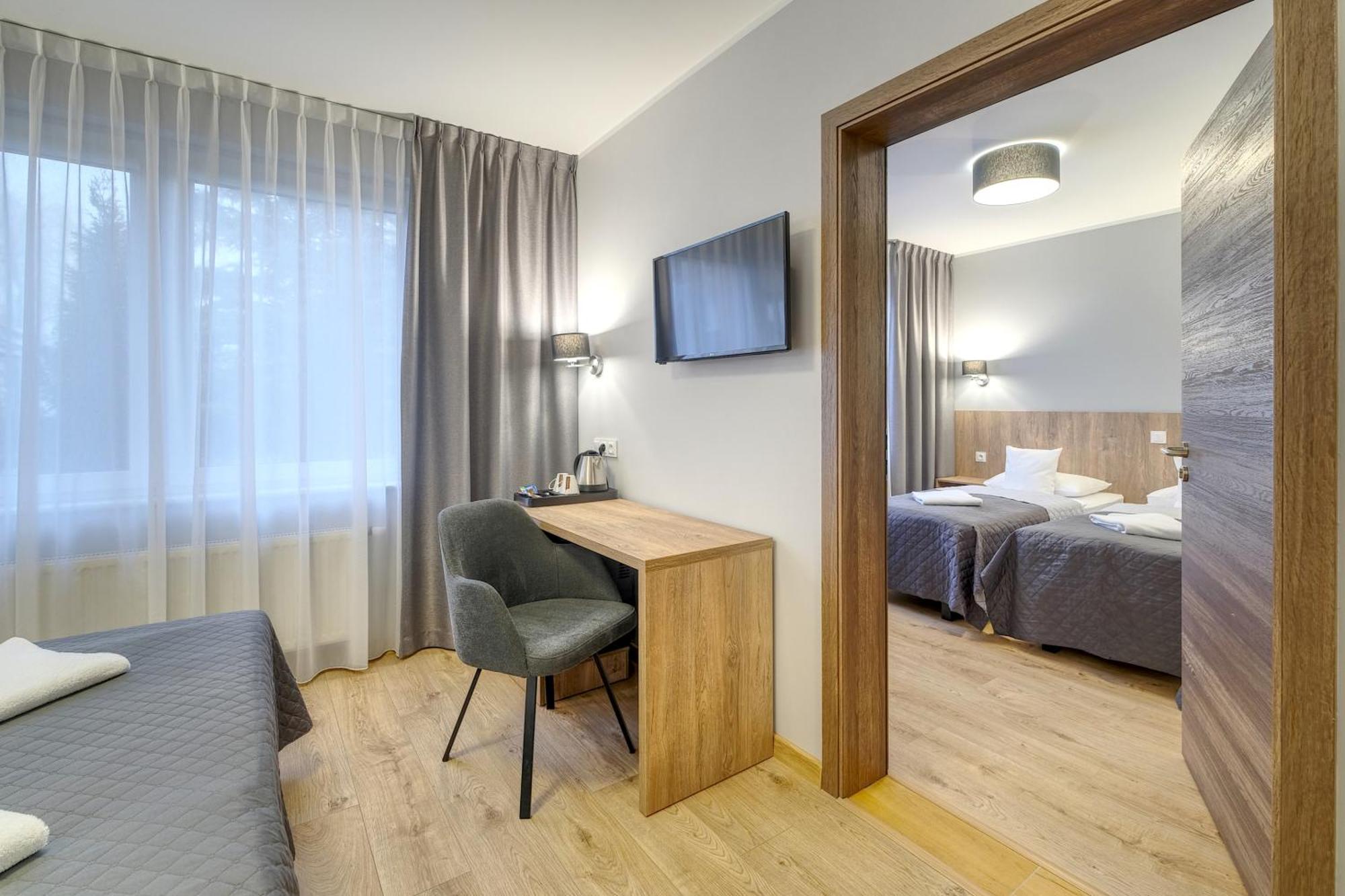 Lawendowy Dwor Bed and Breakfast Pszczółki Buitenkant foto